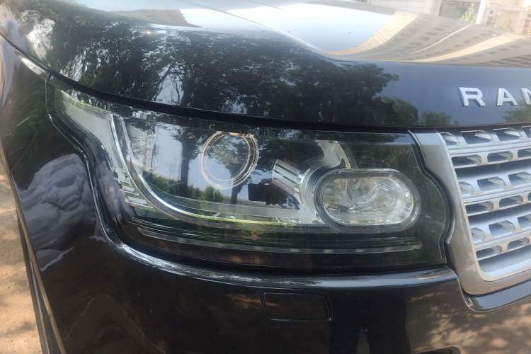 Used Land Rover Range 2016 3.0 SC V6 Vogue Right Front Headlight