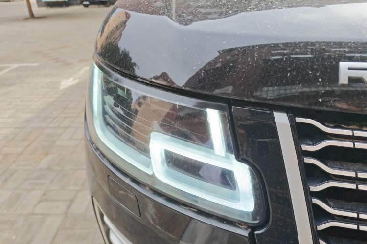 Used Land Rover Range 2016 3.0 SC V6 Vogue Right Front Headlight