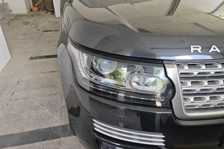 Used Land Rover Range 2016 3.0 SC V6 Vogue SE Long-Wheelbase Edition Right Front Headlight