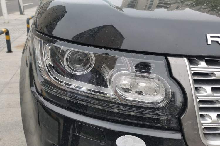 Used Land Rover Range  Right Front Headlight