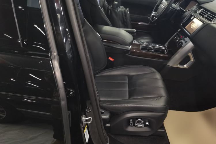 Used Land Rover Range 2016 3.0 SC V6 Vogue SE Long-Wheelbase Edition Right Front Seat