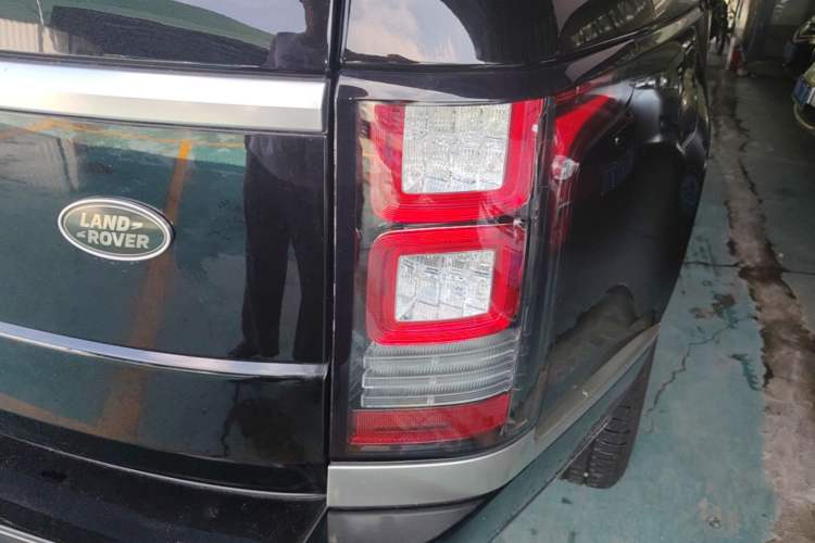 Used Land Rover Range 2016 3.0 SC V6 Vogue Right Rear Taillight