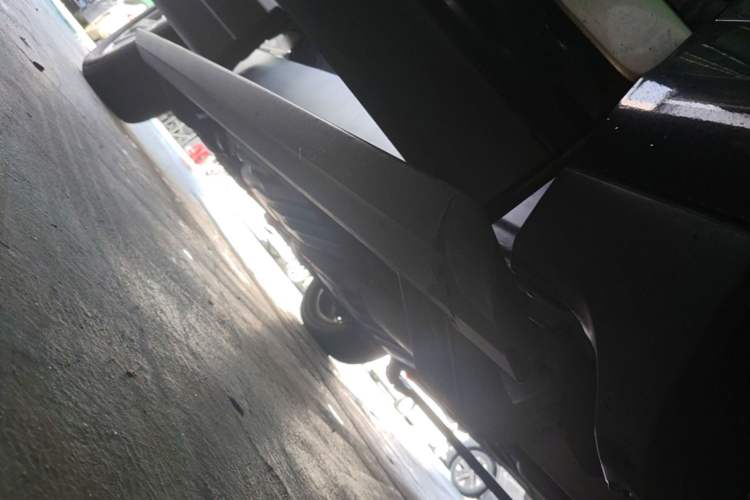 Used Land Rover Range 2016 3.0 SC V6 Vogue Right Side Sill