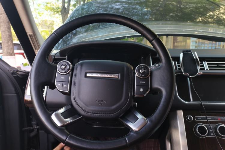 Used Land Rover Range 2016 3.0 SC V6 Vogue SE Long-Wheelbase Edition Steering Wheel
