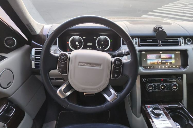 Used Land Rover Range 2016 3.0 SC V6 Vogue SE Prestige Extended-Wheelbase Model Steering Wheel