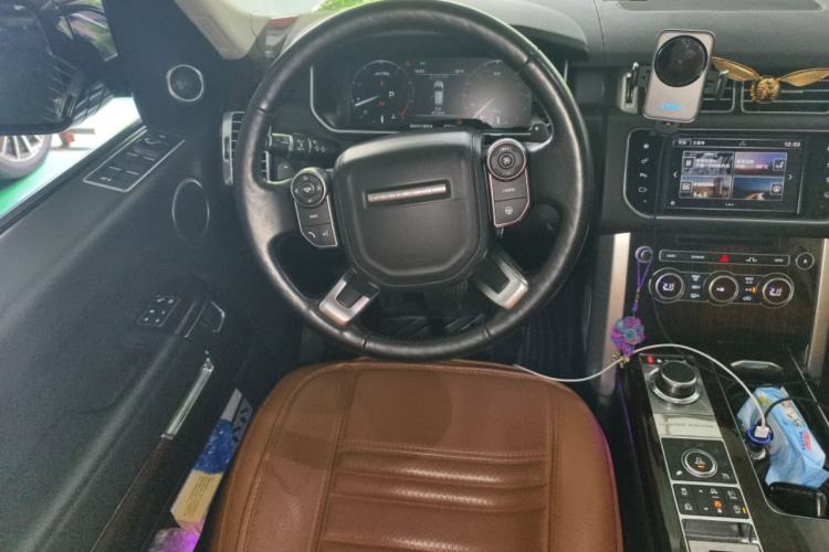 Used Land Rover Range 2016 3.0 SC V6 Vogue SE Long-Wheelbase Edition Steering Wheel