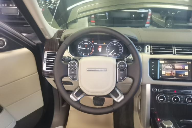 Used Land Rover Range 2016 3.0 SC V6 Vogue SE Long-Wheelbase Edition Steering Wheel