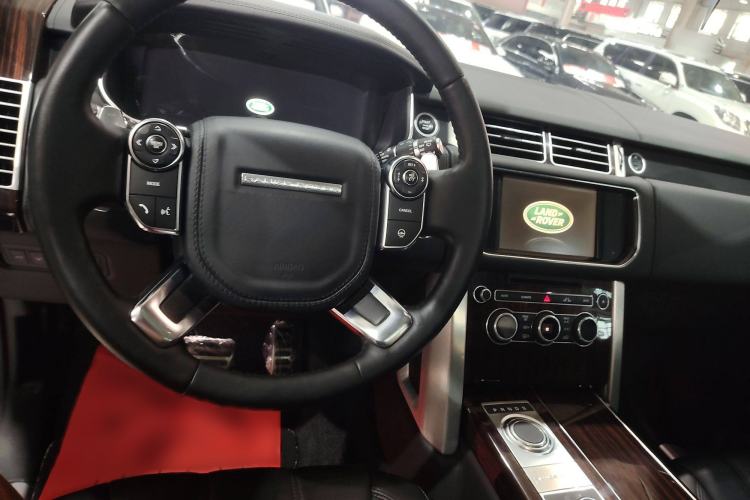 Used Land Rover Range 2016 3.0 SC V6 Vogue SE Prestige Extended-Wheelbase Model Steering Wheel