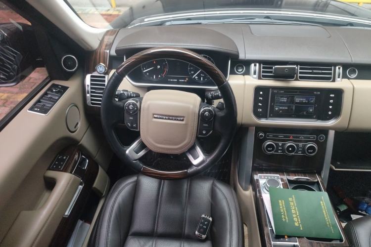 Used Land Rover Range 2016 3.0 SC V6 Vogue Steering Wheel