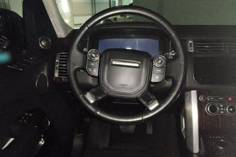 Used Land Rover Range 2016 3.0 SC V6 Vogue Extended Version Steering Wheel