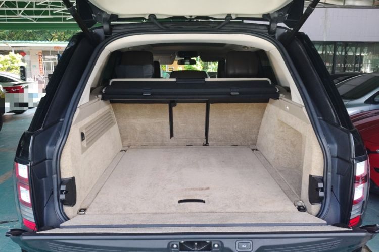 Used Land Rover Range 2016 3.0 SC V6 Vogue Trunk