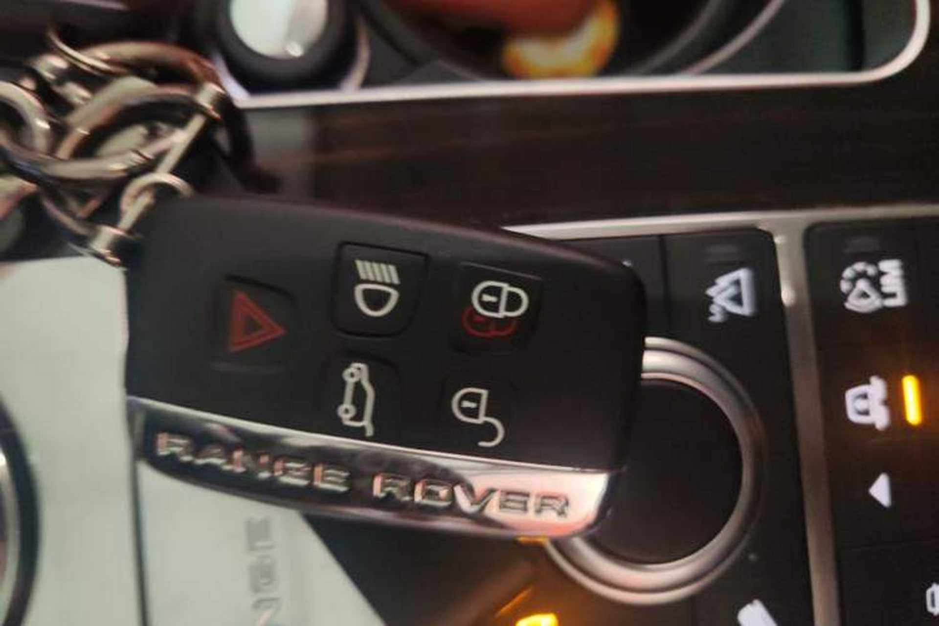 Used Land Rover Range 2016 3.0 SC V6 Vogue Extended Version Vehicle Key