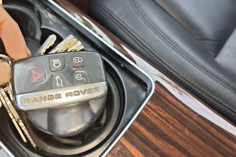 Used Land Rover Range  Vehicle Key