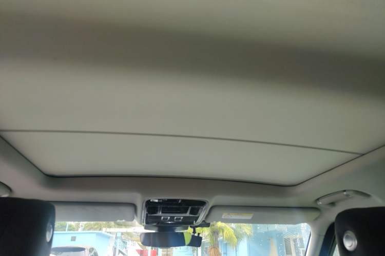 Used Land Rover Range 2016 3.0 SC V6 Vogue SE Long-Wheelbase Edition Headliner