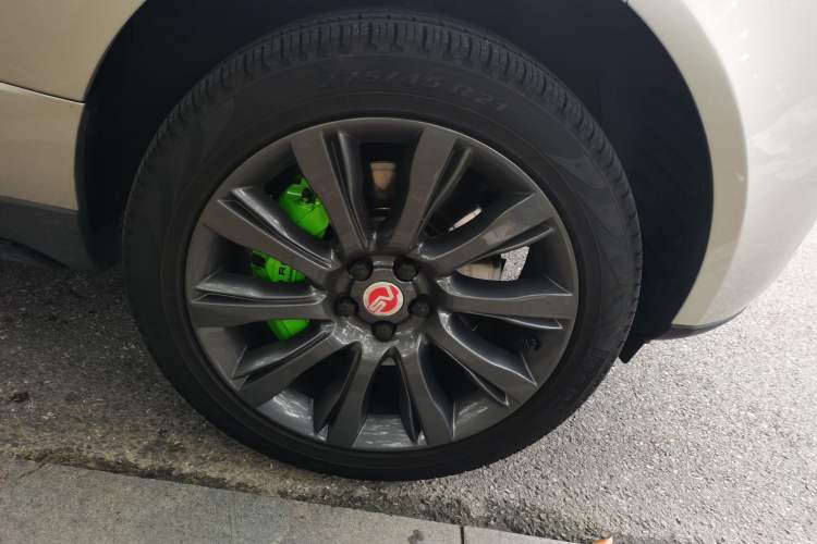 Used Land Rover Range 2016 3.0 SC V6 Vogue SE Long-Wheelbase Edition Exterior 7