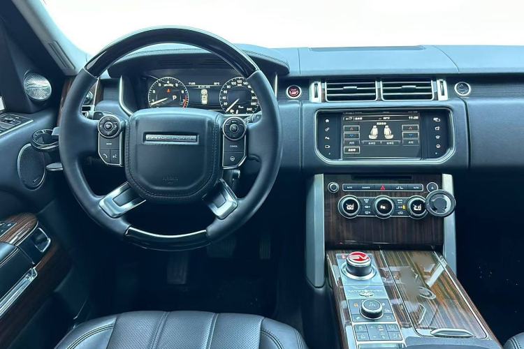 Used Land Rover Range 2016 3.0 SC V6 Vogue SE Long-Wheelbase Edition Steering Wheel
