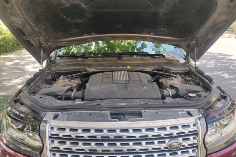 Used Land Rover Range 2016 3.0 SC V6 Vogue Extended Version Engine Bay