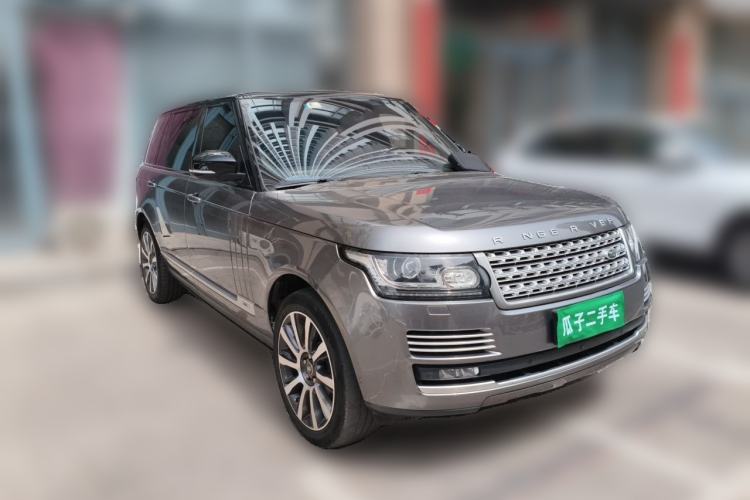 Used Land Rover Range 2016 3.0 SC V6 Vogue SE Prestige Extended-Wheelbase Model Front Right 45 Deg