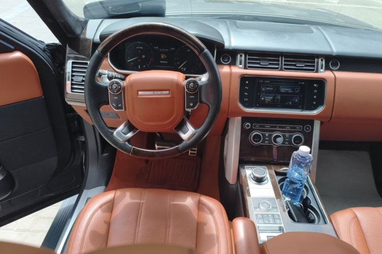 Used Land Rover Range 2016 3.0 SC V6 Vogue SE Prestige Extended-Wheelbase Model Steering Wheel