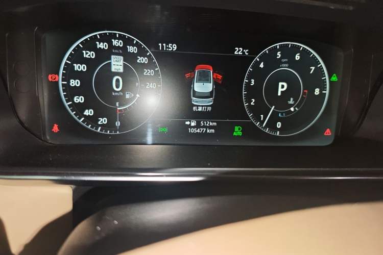 Used Land Rover Range 2016 3.0 SC V6 Vogue Odometer Close Up