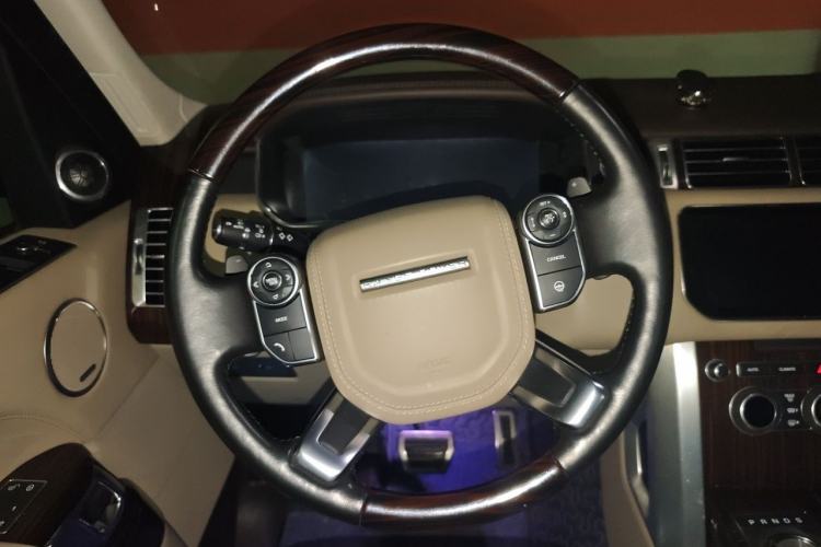 Used Land Rover Range 2016 3.0 SC V6 Vogue Steering Wheel