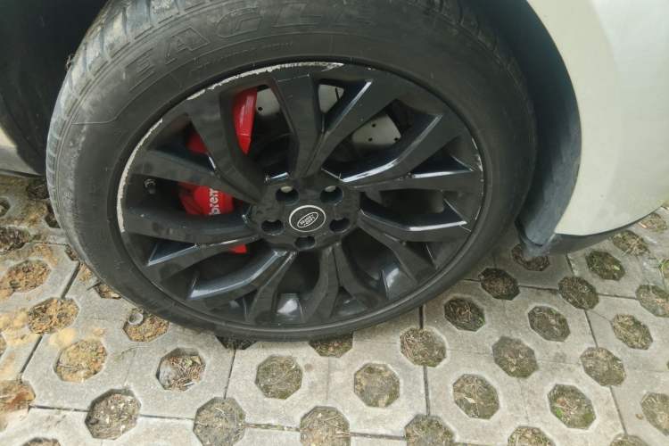 Used Land Rover Range 2016 3.0 SC V6 Vogue Right Front Wheel Hub