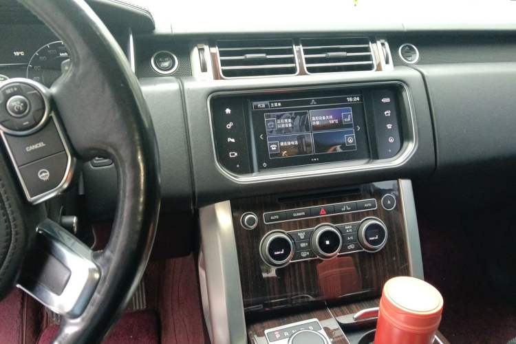 Used Land Rover Range  Audio And AC Panel
