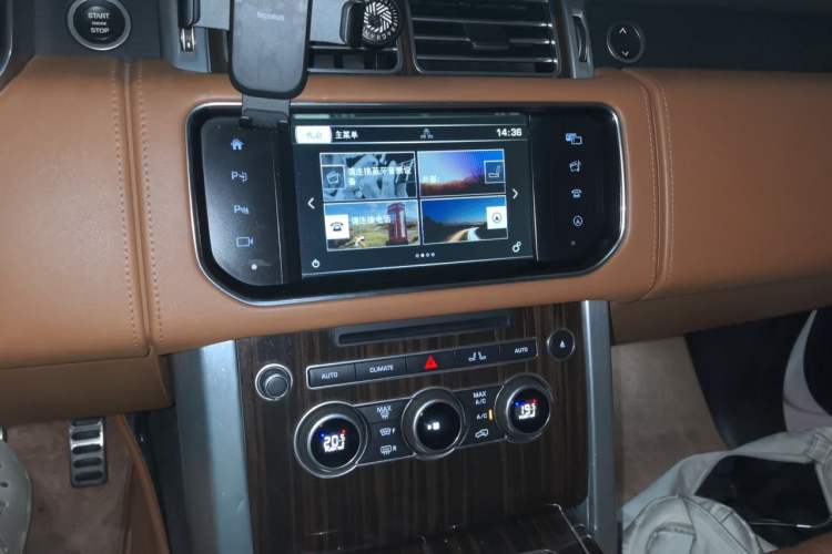 Used Land Rover Range  Audio And AC Panel
