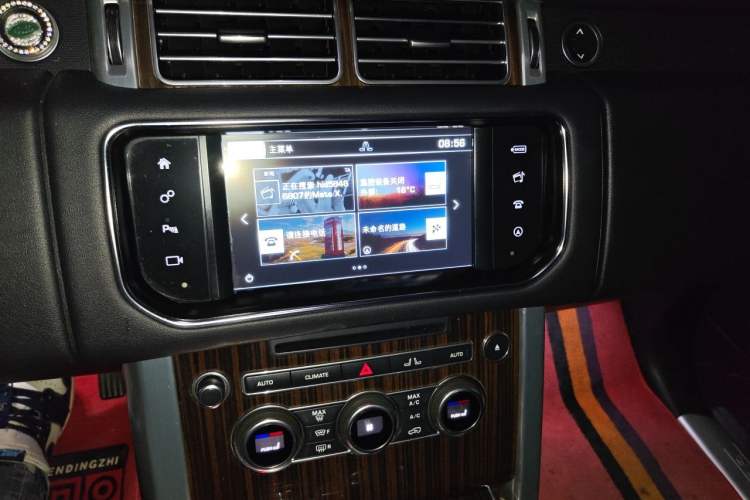 Used Land Rover Range 2016 3.0 SC V6 Vogue Audio And AC Panel