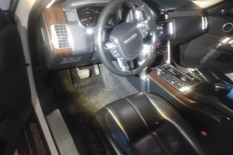 Used Land Rover Range  Center Console