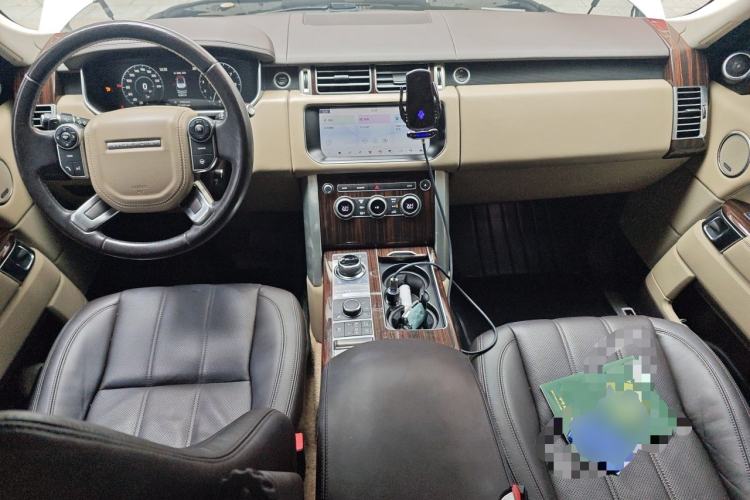 Used Land Rover Range 2016 3.0 SC V6 Vogue Extended Version Center Console