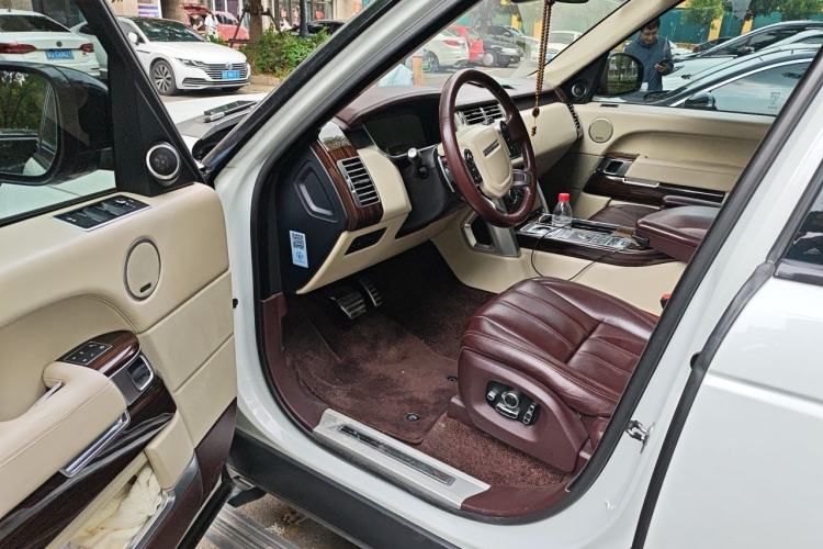 Used Land Rover Range 2016 5.0 SC V8 AB Prestige Extended Version Driver Seat