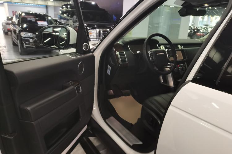 Used Land Rover Range 2016 3.0 SC V6 Vogue Driver Seat