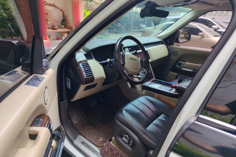 Used Land Rover Range 2016 3.0 SC V6 Vogue SE Long-Wheelbase Edition Driver Seat