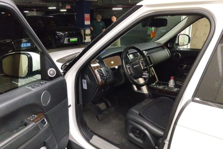 Used Land Rover Range 2016 3.0 SC V6 Vogue Driver Seat