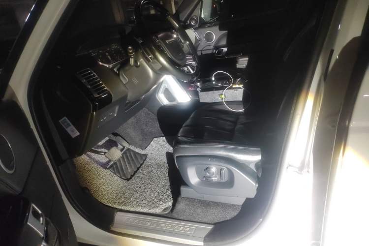 Used Land Rover Range  Driver Seat
