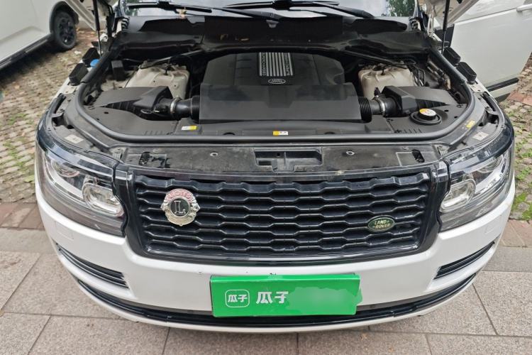 Used Land Rover Range 2016 3.0 SC V6 Vogue Extended Version Engine Bay