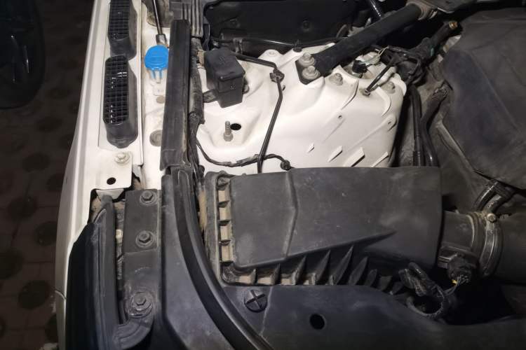 Used Land Rover Range 2016 3.0 SC V6 Vogue Engine Bay Right