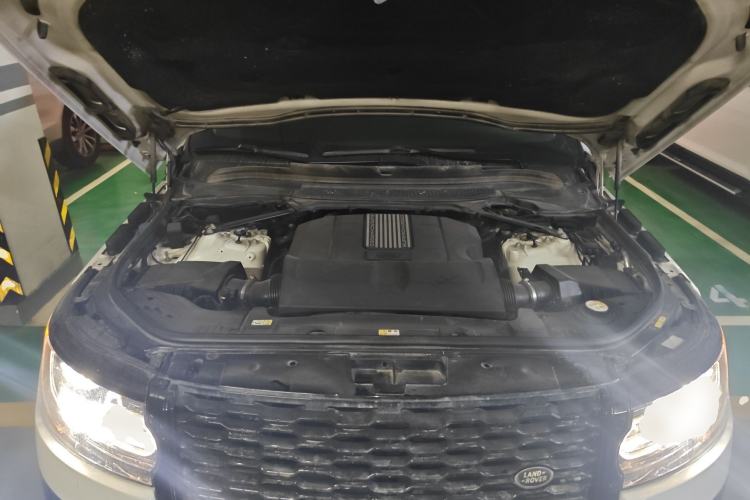 Used Land Rover Range 2016 3.0 SC V6 Vogue SE Long-Wheelbase Edition Engine Bay