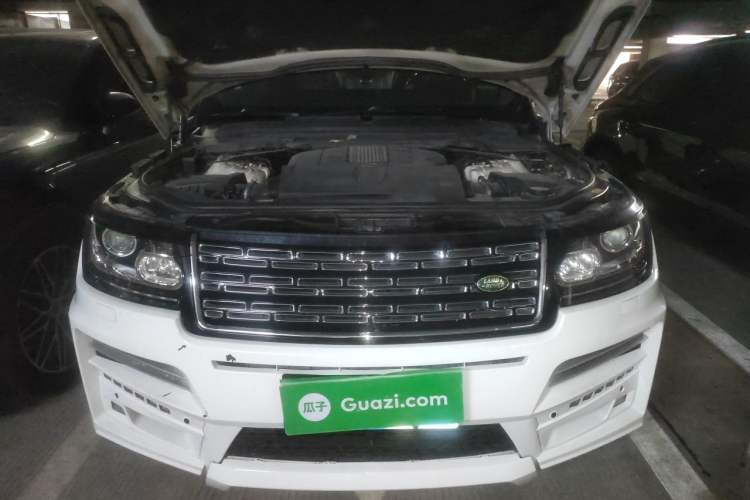 Used Land Rover Range  Engine Bay