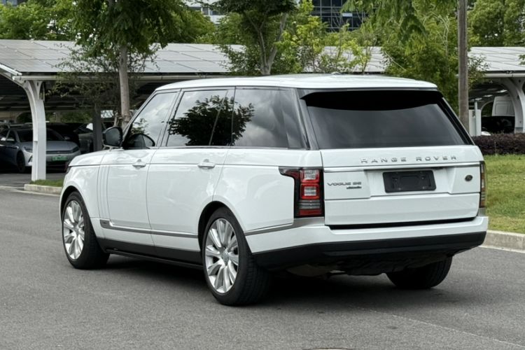 Used Land Rover Range 2016 3.0 SC V6 Vogue SE Long-Wheelbase Edition Exterior 4