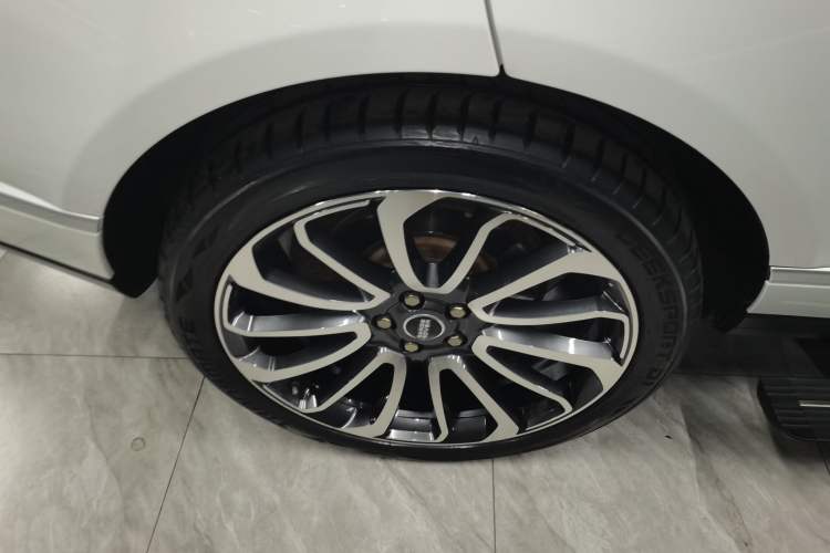 Used Land Rover Range 2016 3.0 SC V6 Vogue Exterior 5