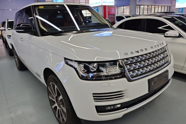 Used Land Rover Range 2016 5.0 SC V8 AB Prestige Extended Version Front Right 45 Deg