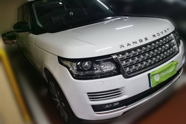 Used Land Rover Range 2016 3.0 SC V6 Vogue SE Long-Wheelbase Edition Front Right 45 Deg
