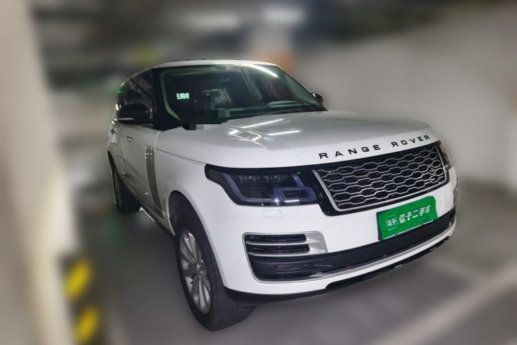 Used Land Rover Range 2016 3.0 SC V6 Vogue Extended Version Front Right 45 Deg