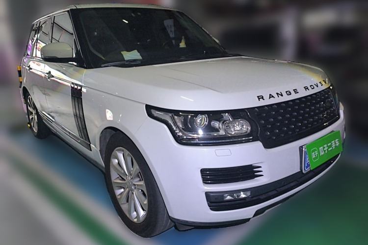 Used Land Rover Range 2016 3.0 SC V6 Vogue Front Right 45 Deg