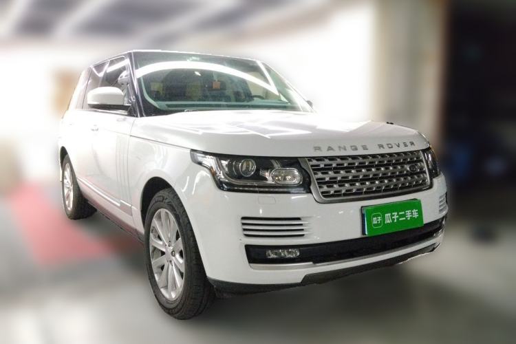Used Land Rover Range 2016 3.0 SC V6 Vogue Front Right 45 Deg