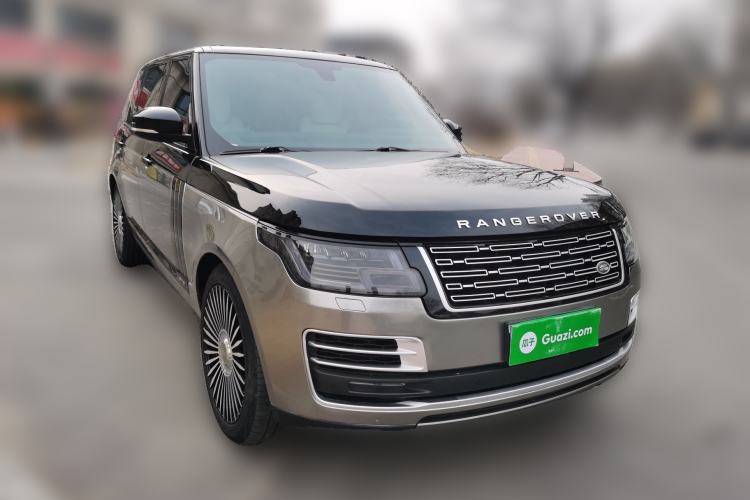 Used Land Rover Range 2016 3.0 SC V6 Vogue Extended Version Front Right 45 Deg
