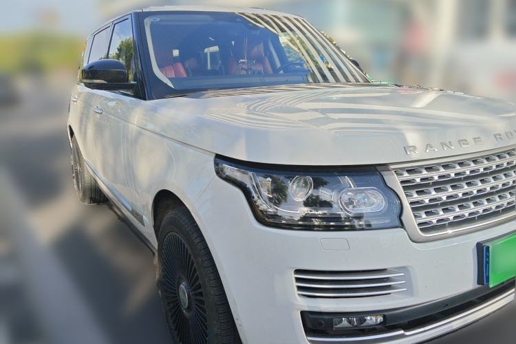 Used Land Rover Range 2016 3.0 SC V6 Vogue SE Long-Wheelbase Edition Front Right 45 Deg