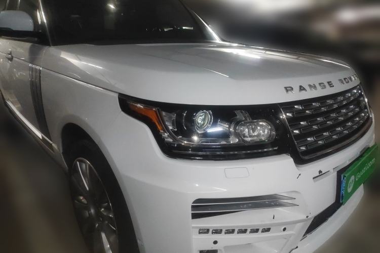 Used Land Rover Range  Front Right 45 Deg